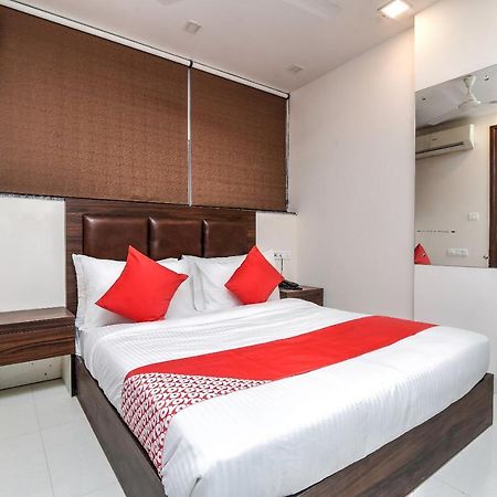 Oyo Flagship 75488 Royal Grand Inn Noida Buitenkant foto